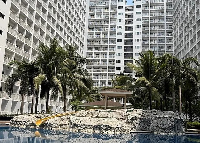 18102 Shore Residences Tower C1